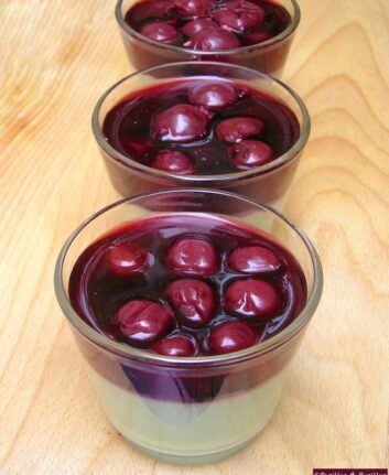 Verrines pistaches griottes