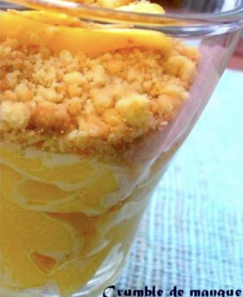 Verrines de mangues façon crumble sans oeufs
