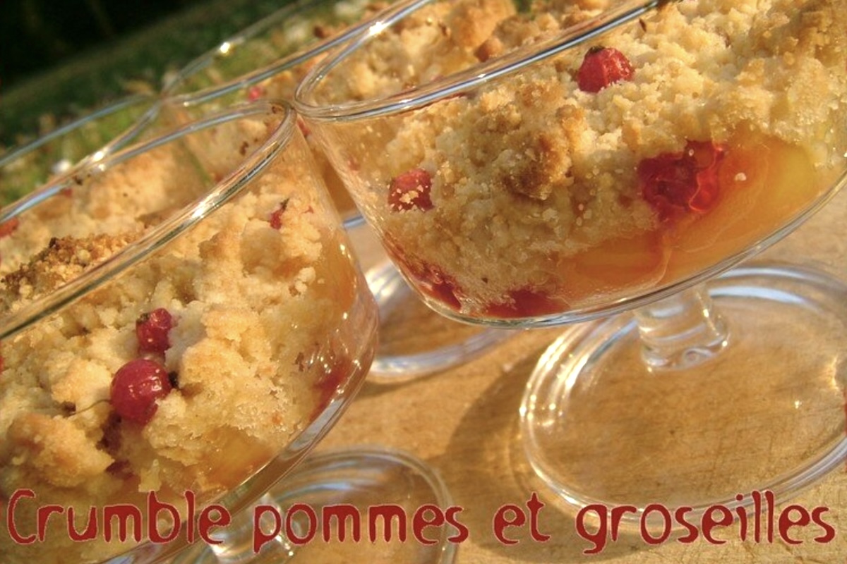 Crumble pommes groseilles
