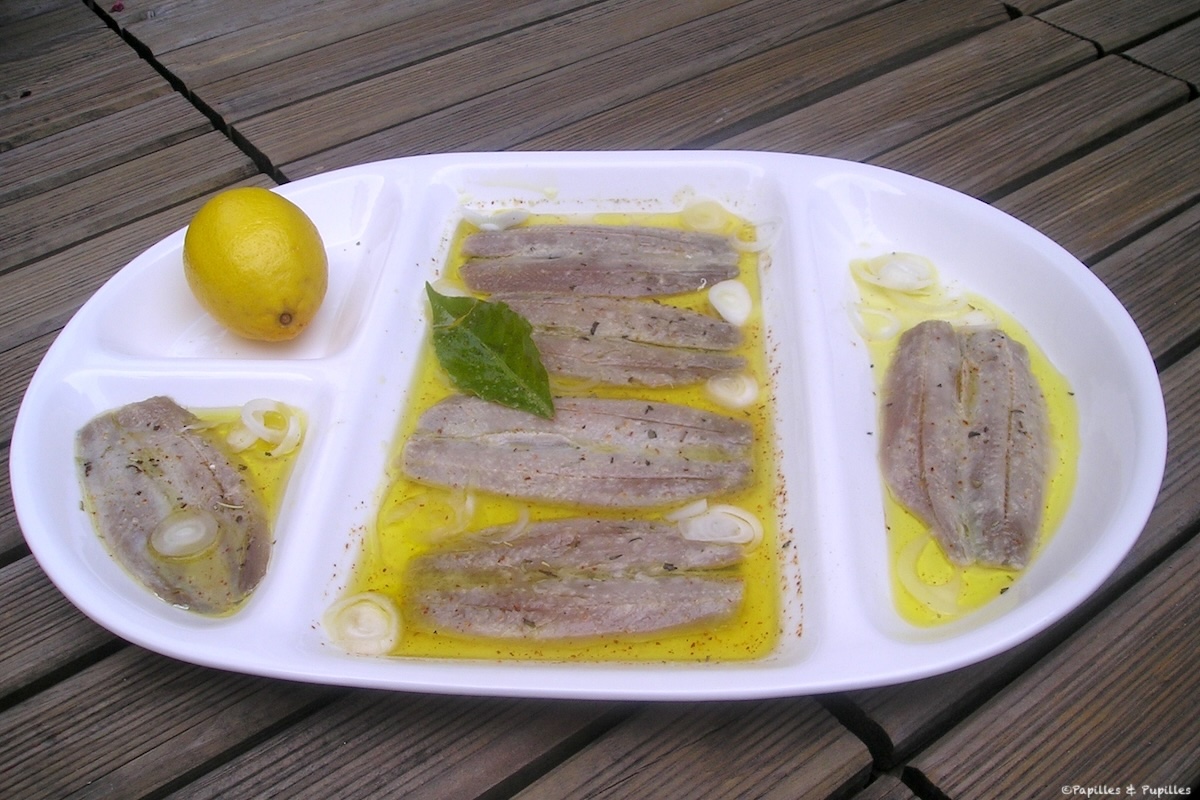 Sardines fraîches marinées à l'huile d'olive et au citron