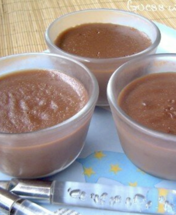 Crèmes au chocolat sans oeufs