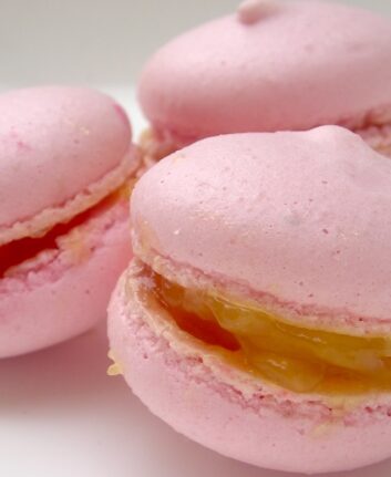 Macarons au lemon curd