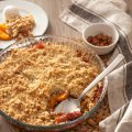 Crumble aux abricots ©AlbinaEkinoglu shutterstock