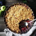 Crumble aux prunes ©De Elena Lapshina shutterstock