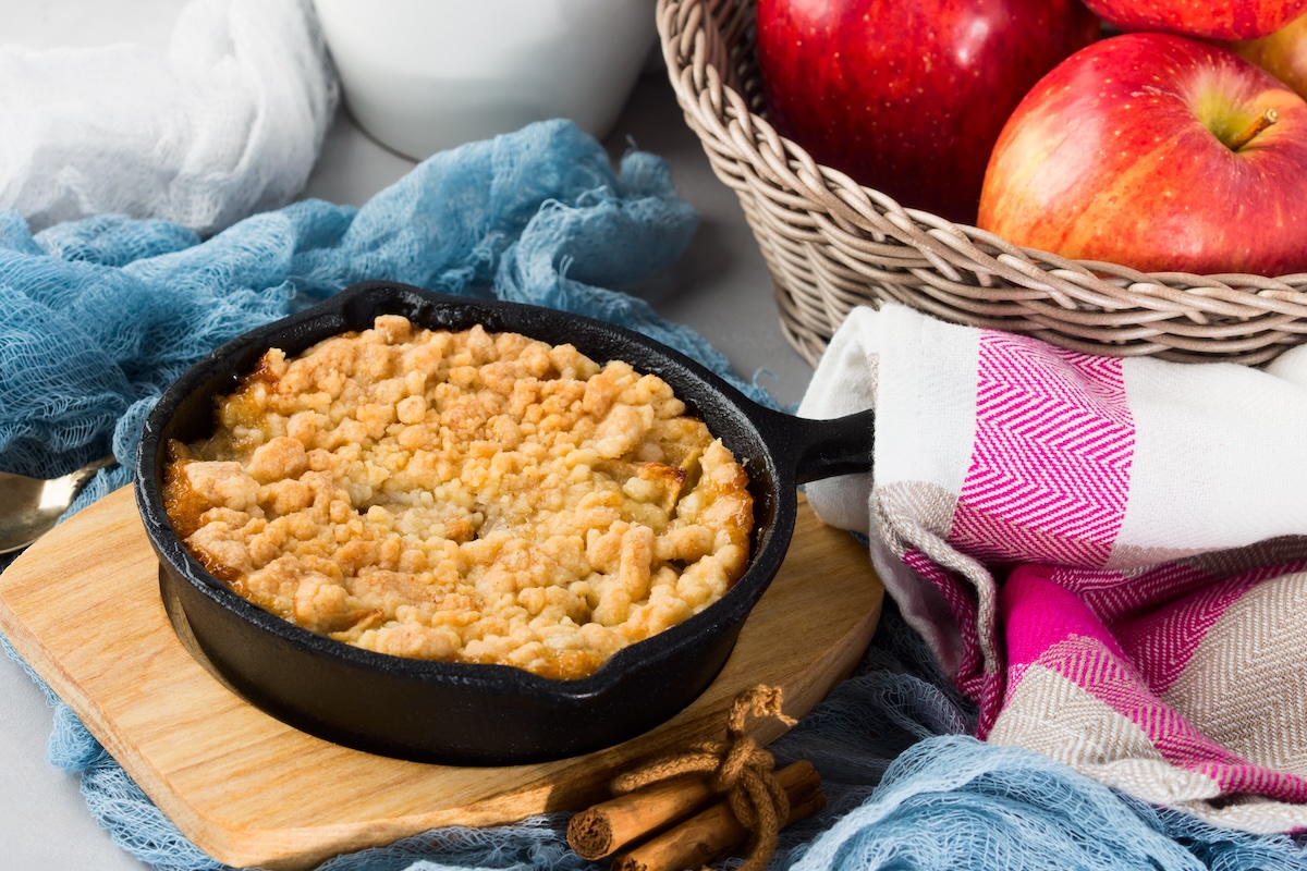 Crumble pommes noisettes ©Shutterstock