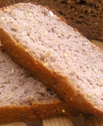 Pain aux céréales et à la farine de châtaignes