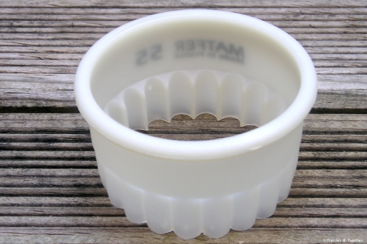 Emporte-pièce cannelé