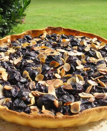 Tarte aux quetsches et aux amandes