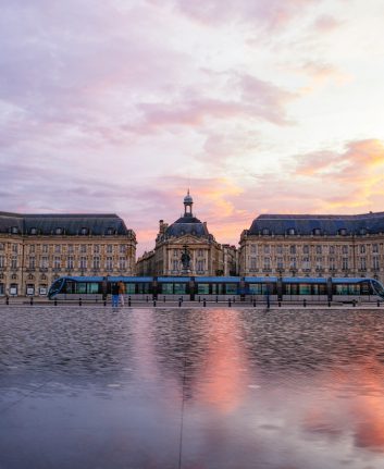 Bordeaux ©e saranya33 shutterstock
