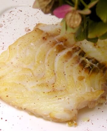 Filet de cabillaud juste rôti