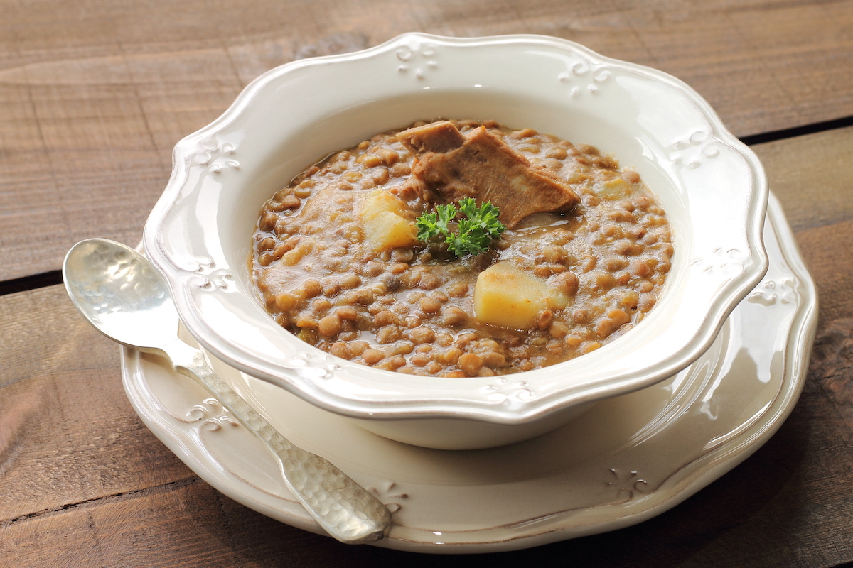 Palette de porc aux lentilles ©Mariontxa shutterstock