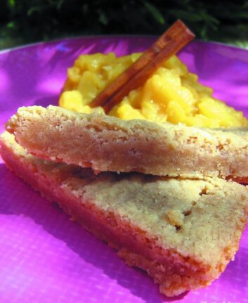 Shortbread aux épices et compotée de pommes aux clémentines