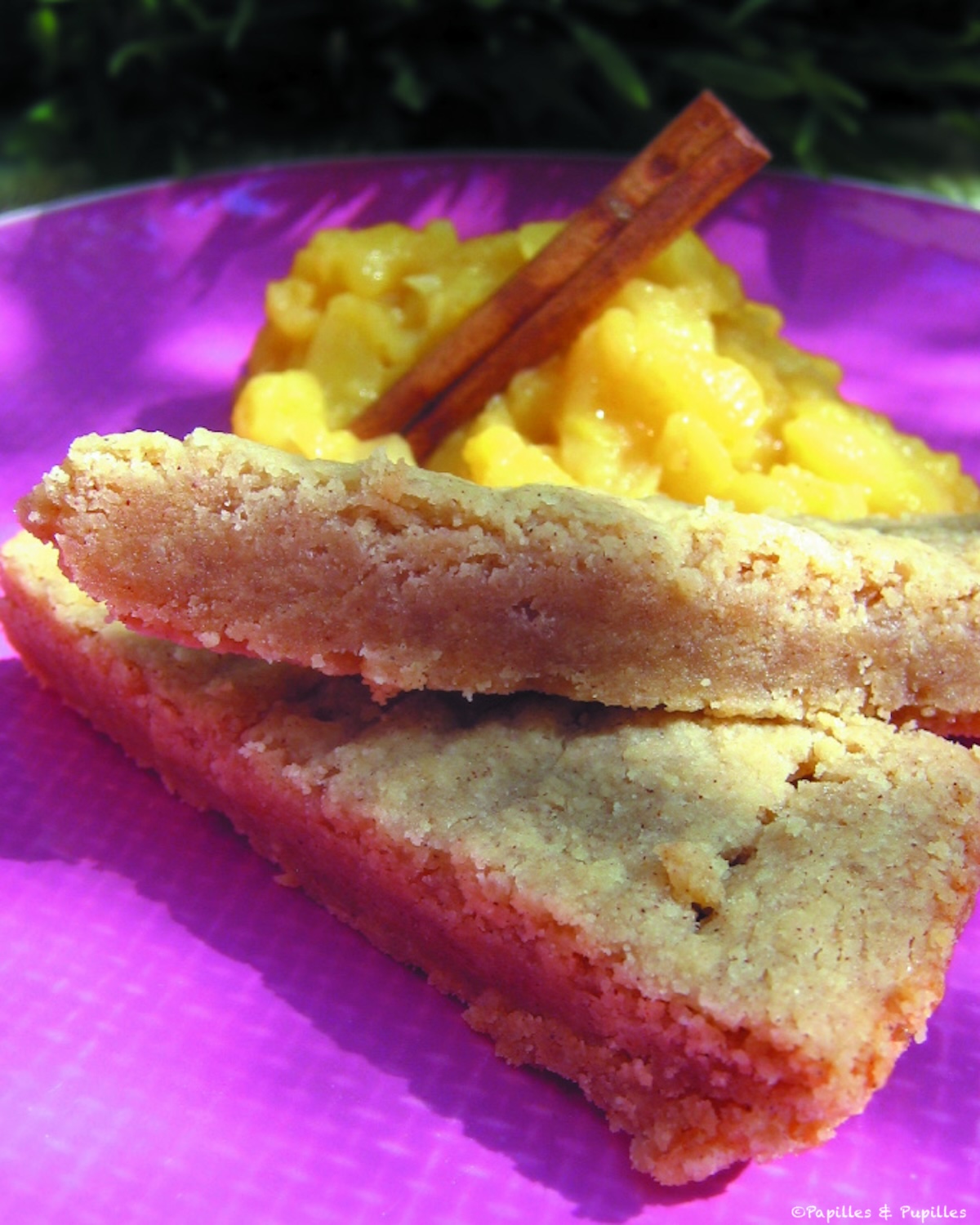 Shortbread aux épices et compotée de pommes aux clémentines