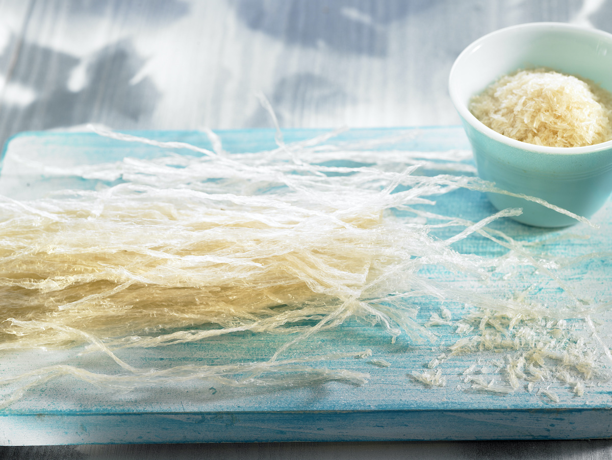 Agar-agar en poudre, gélifiant végétal utilisé en cuisine