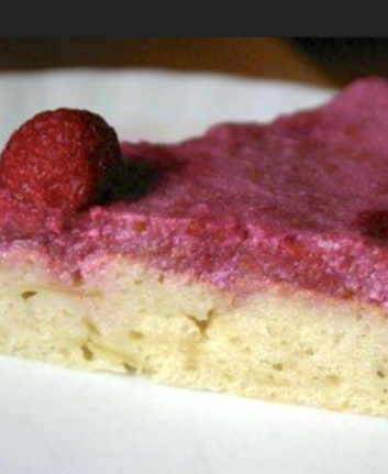 Gâteau aux pommes et aux framboises sans oeufs sans lait