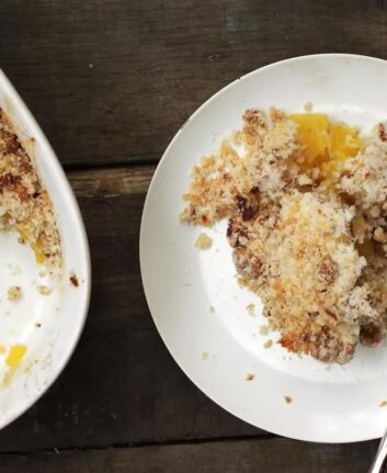 Crumble ananas noix de coco, sans oeufs ©vm2002 shutterstock