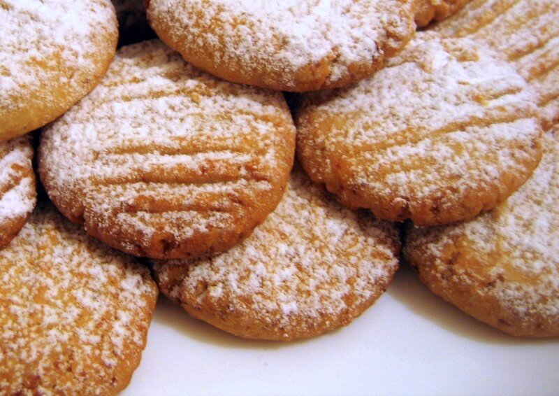 Sablés aux noix et raisins secs