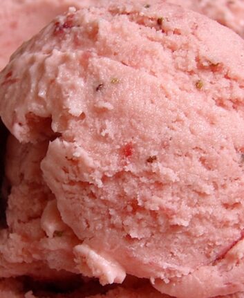 Glace à la fraise ©Joy CCBY20