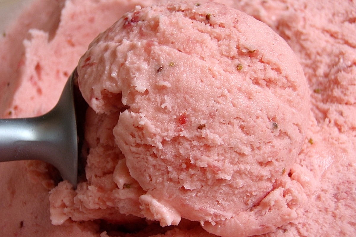 Glace à la fraise ©Joy CCBY20