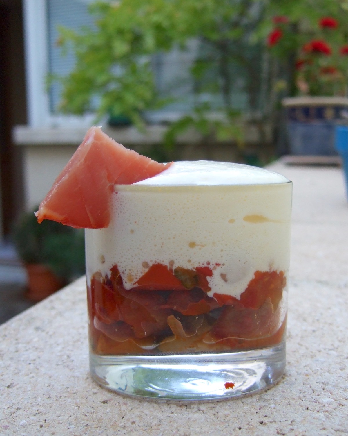 Verrine de piperade destructurée 