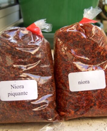 Niora piquante et Niora