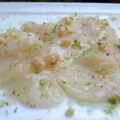 Carpaccio de Saint Jacques aux noisettes concassées