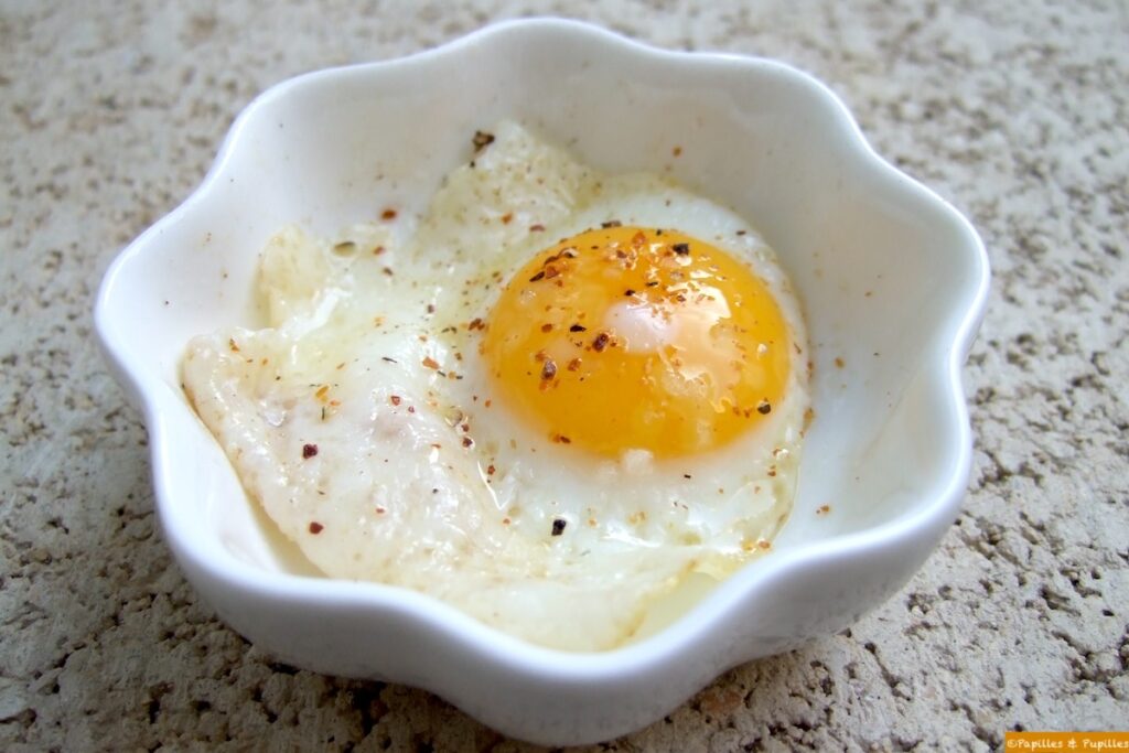 Oeuf de caille et piment d'Espelette