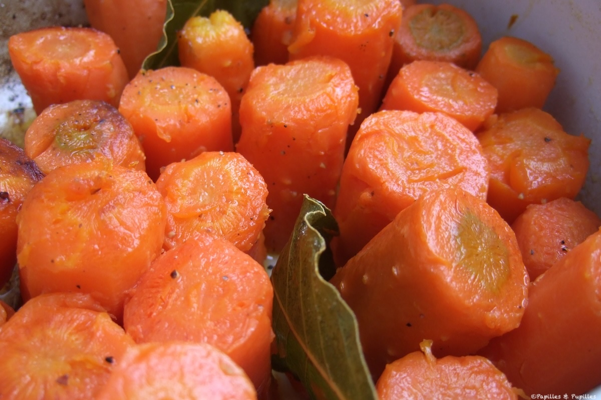 Carottes poêlées collantes