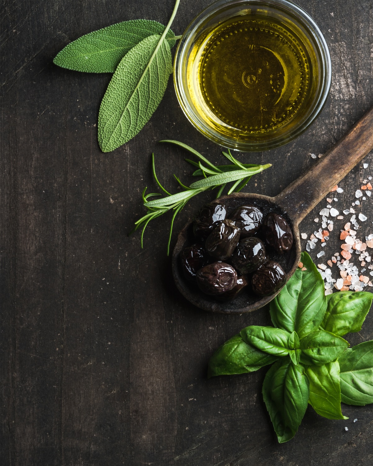 Sauce aux olives noires ©Shutterstock