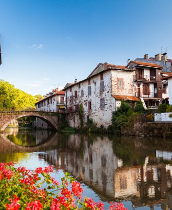 Pays Basque ©peapop shutterstock