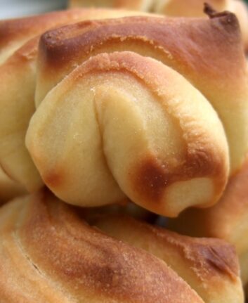 Petits pains briochés au jus d'orange