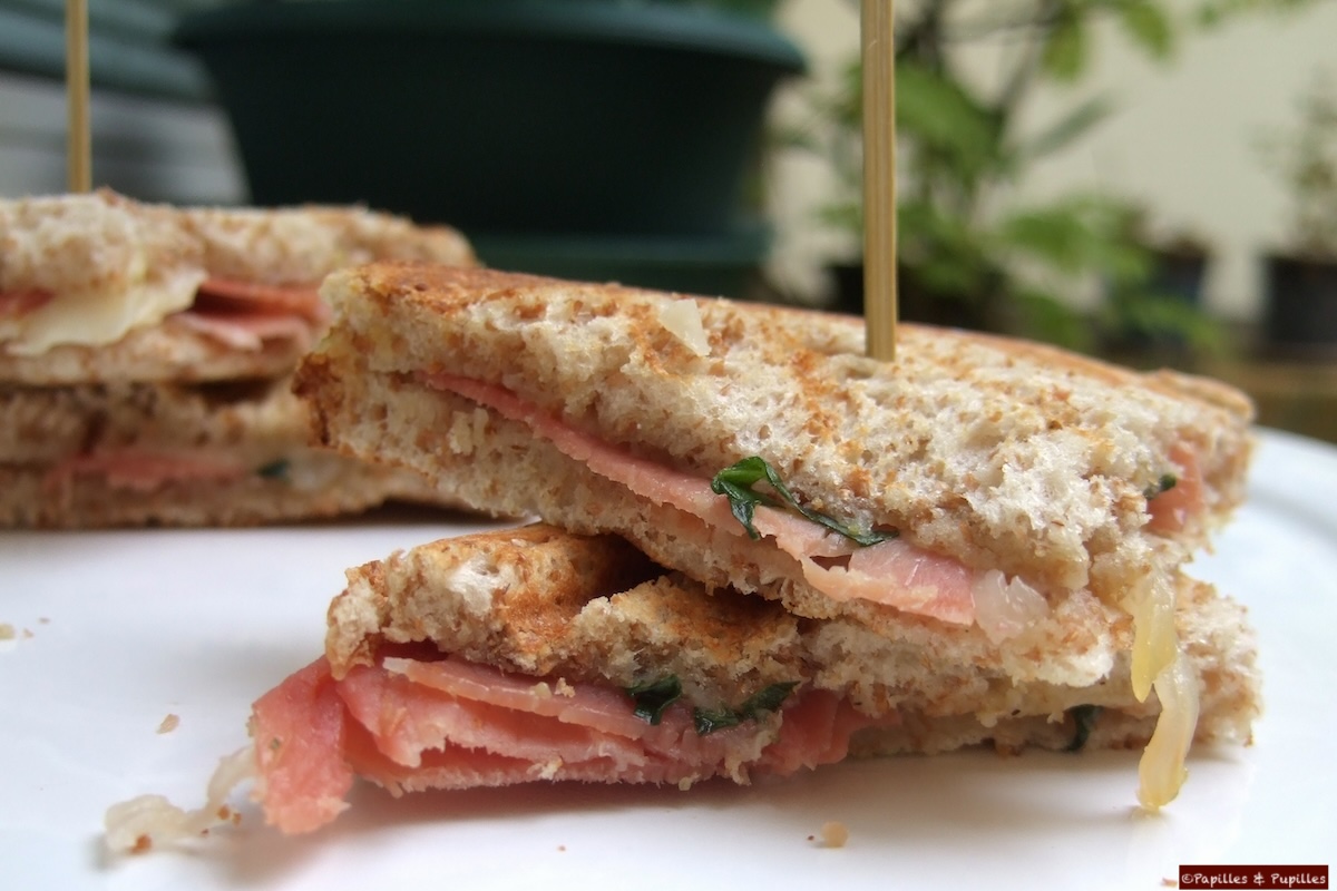 Croque Monsieur au jambon de Parme et au basilic