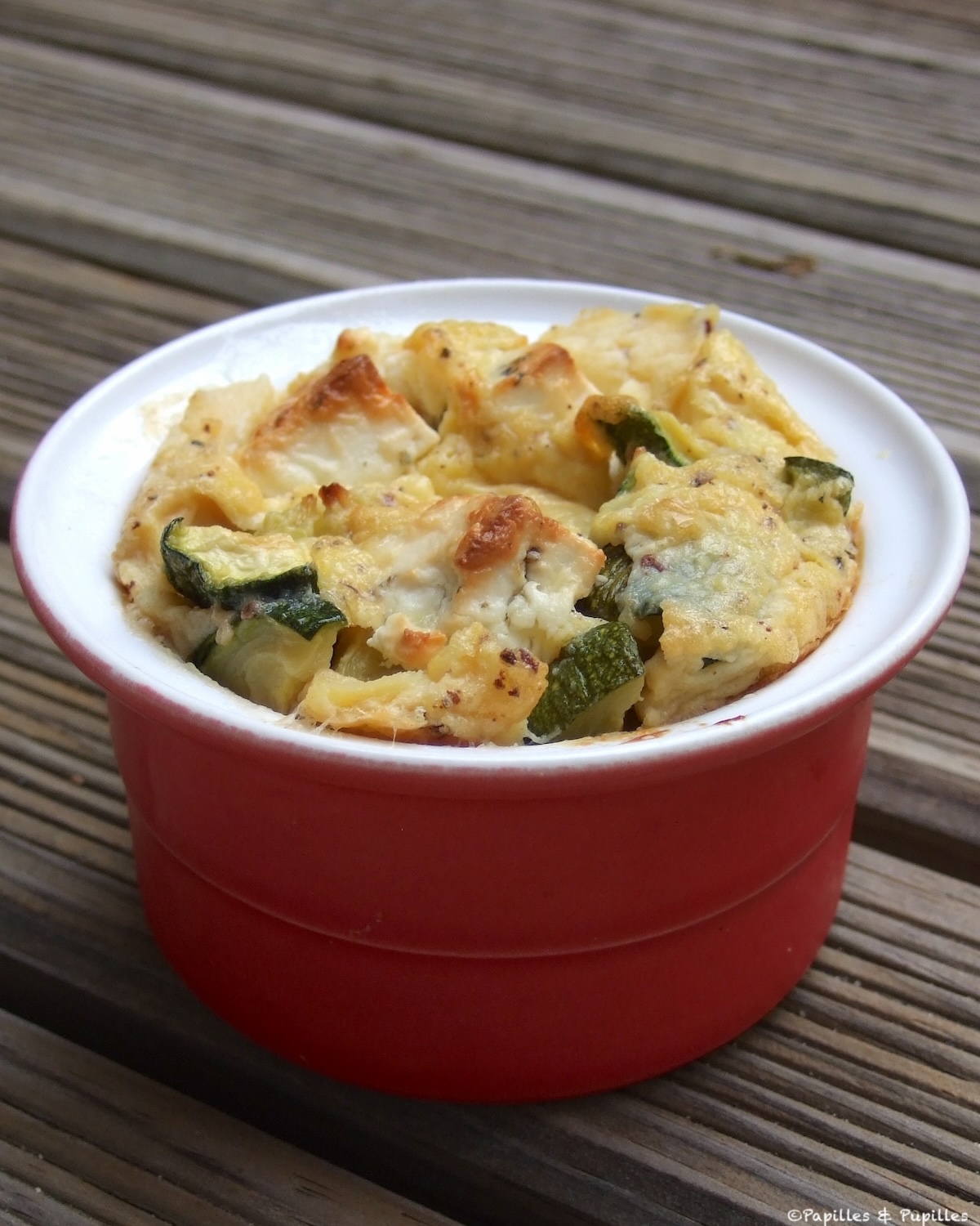 Clafoutis de courgettes à la feta et olives noires