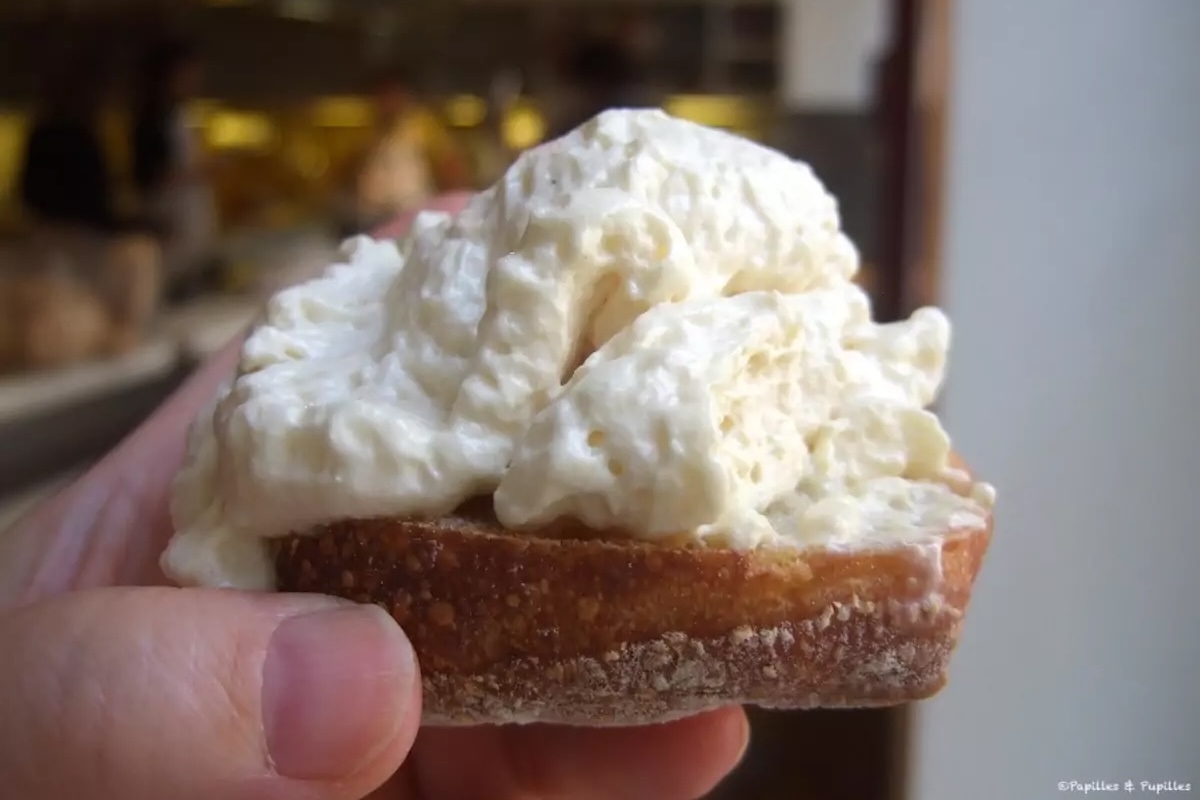 Verrines de foie gras et leur chantilly de foie gras fumée