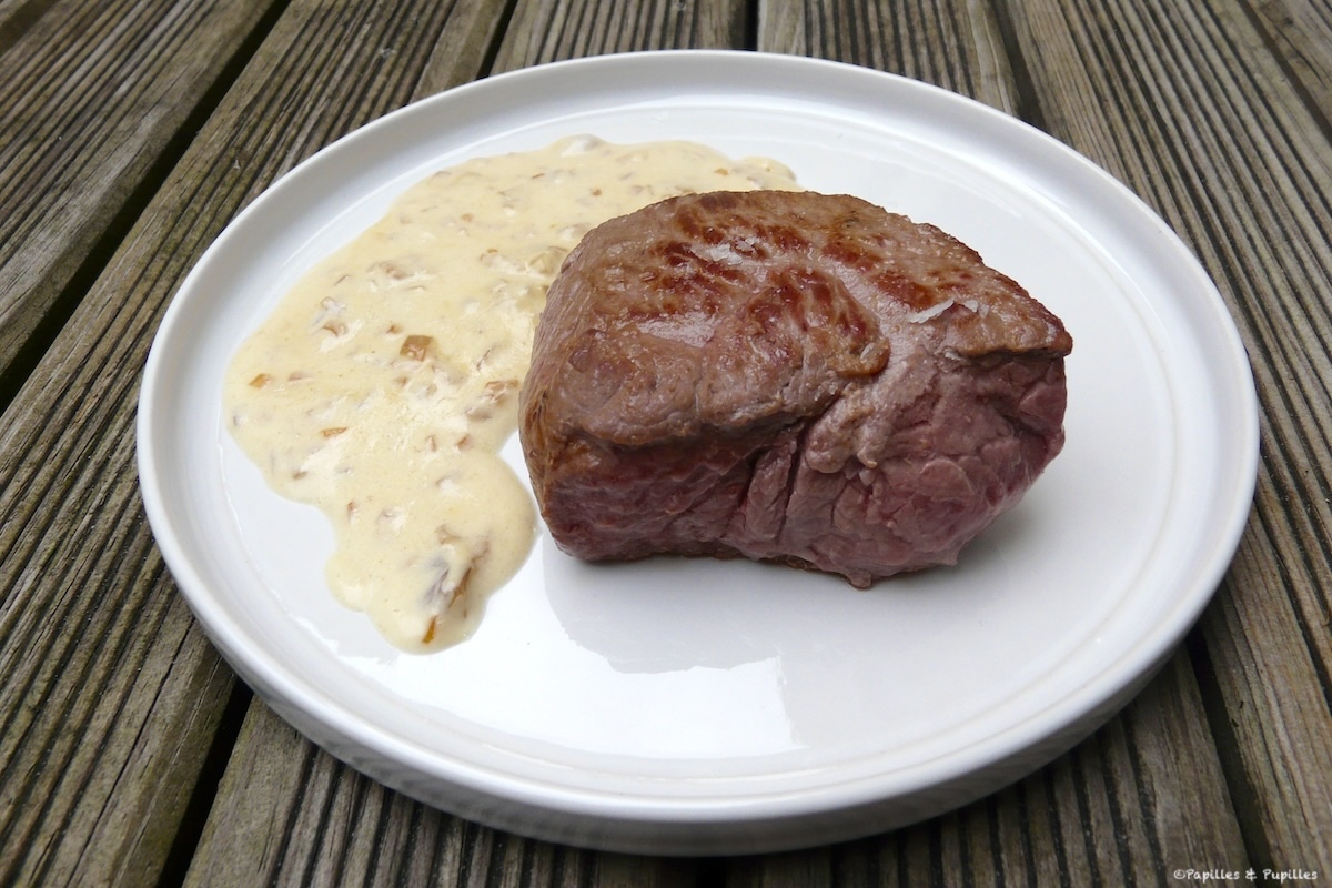 Pavés d'autruche sauce moutarde