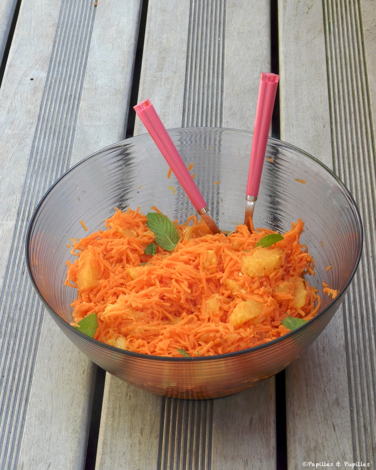 Salade de carottes râpées à l’orange et à la fleur d’oranger
