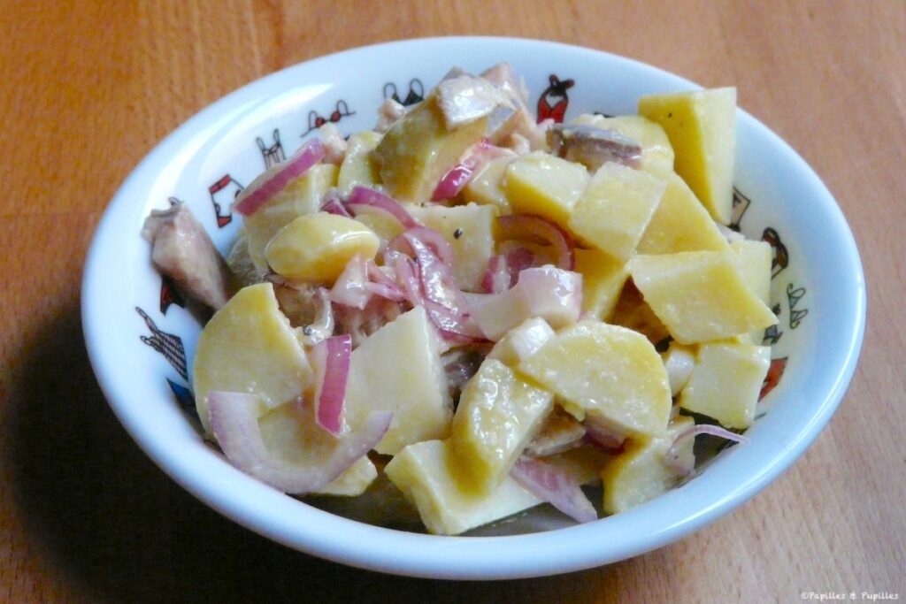 Salade gourmande de pommes de terre et harengs fumés