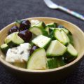 Salade de courgettes feta et olives noires