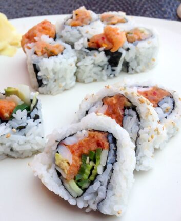 California rolls ©ChrisGoldNY CC BY-NC 2.0