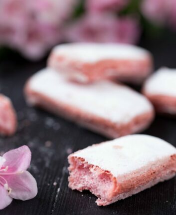 Biscuits roses de Reims ©Fossier