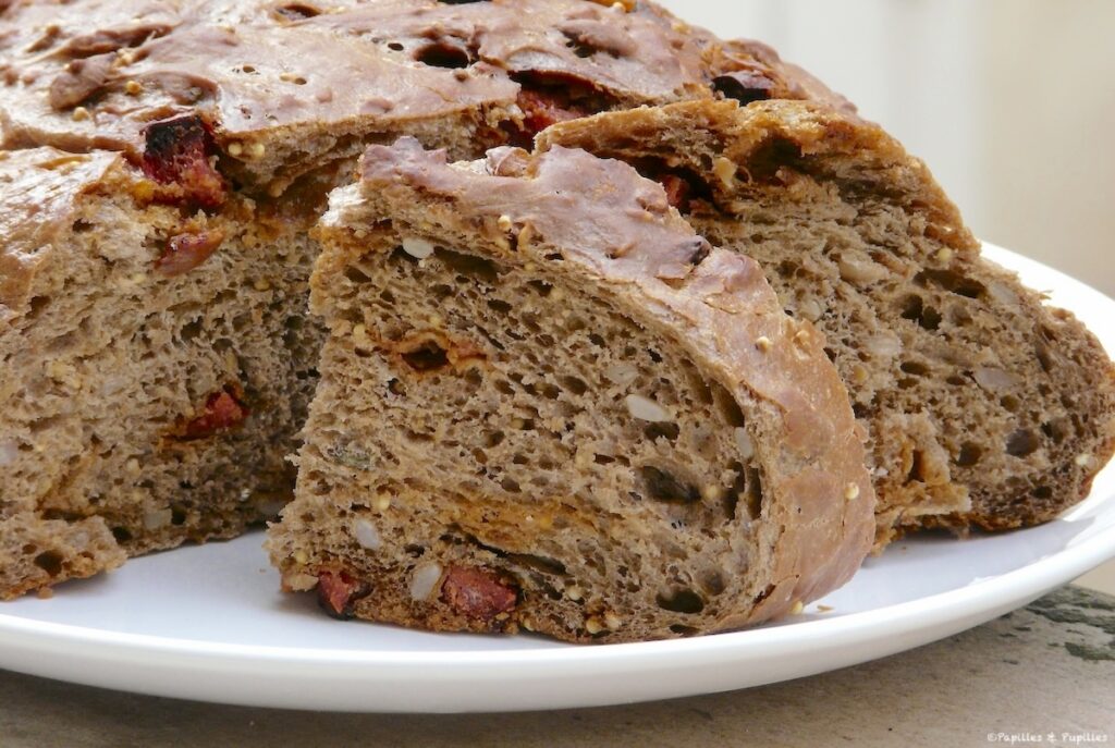 Pain aux céréales et au chorizo