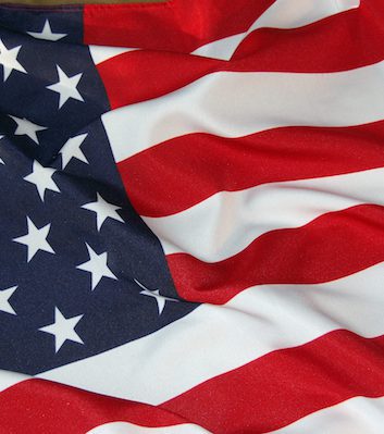 drapeau américain ©Sergey Kamshylin shutterstock