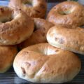 Bagels aux oignons
