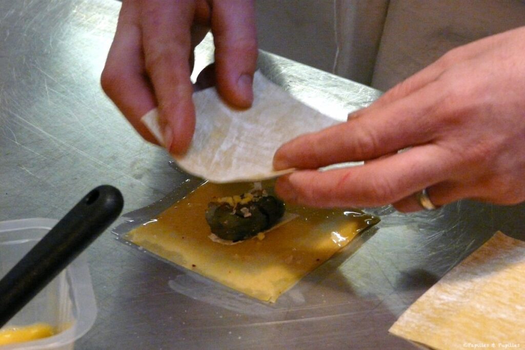 Couvrez avec la seconde pâte