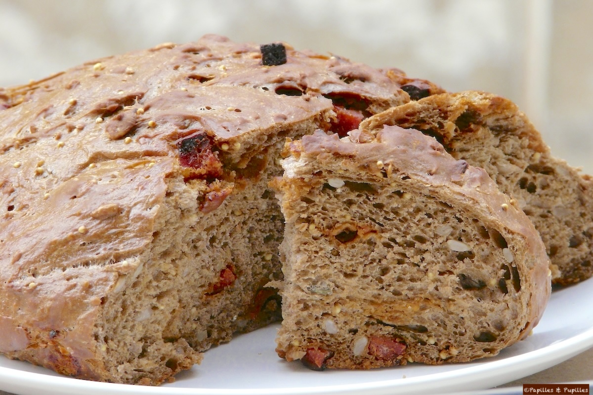 Pain aux céréales et au chorizo