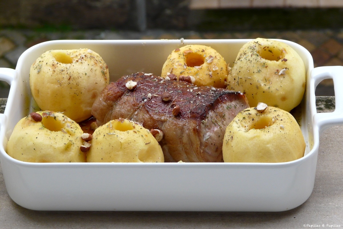 Ajoutez les pommes & les noisettes