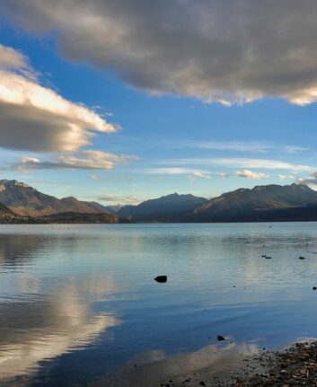 Lac d'Annecy ©econcepto de Pixabay