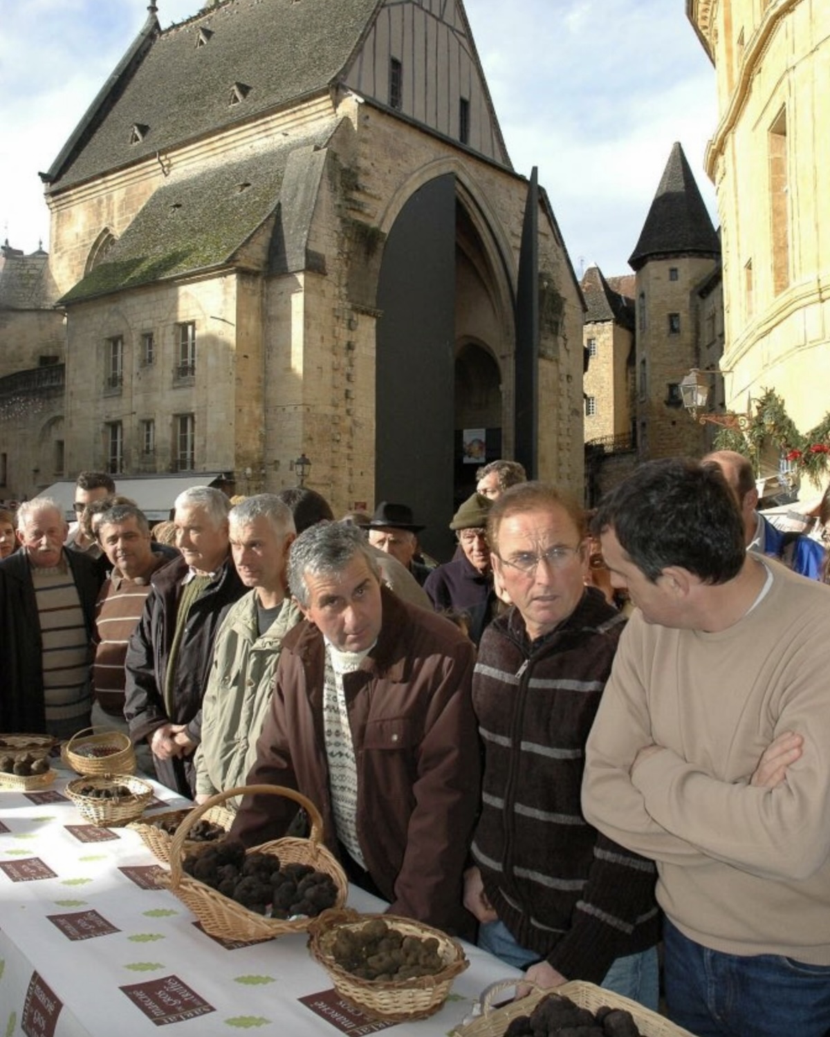 Le marché aux truffes de Sarlat