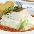 Skrei de la Saint Valentin à la purée de céleri et salsa