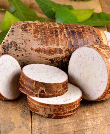 Taro ©Deenida shutterstock